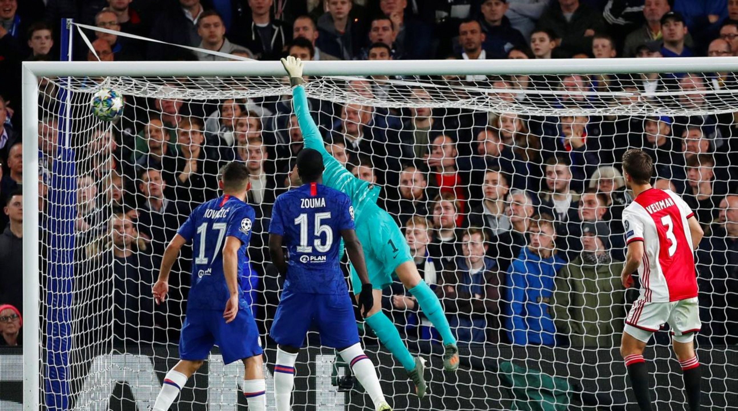 九游娱乐网页-切尔西主场取胜，稳坐积分榜榜首