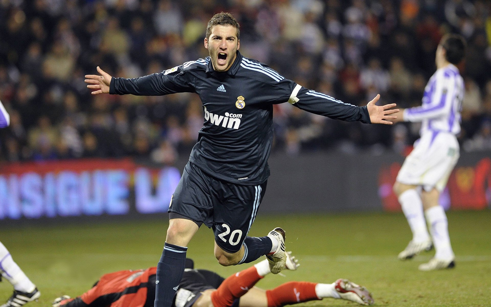 九游体育官方入口-欧冠半决赛之夜，内马尔，攻防转换的隐形引擎