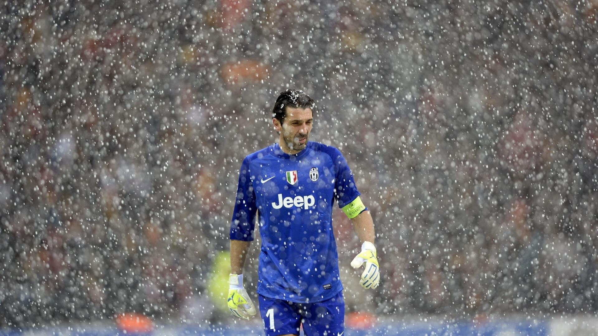 九游体育平台-孤胆英雄伦纳德，扛起全队，书写勇士翻盘骑士的传奇